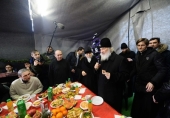 Святейший Патриарх Кирилл посетил «Ангар спасения» в Москве