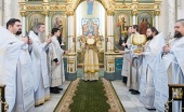 В Неделю 33-ю по Пятидесятнице Патриарший экзарх всея Беларуси совершил Литургию в Свято-Духовом кафедральном соборе Минска