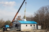 Временный храм установлен на месте сожженного в Ростове-на-Дону храма в честь Донской иконы Божией Матери
