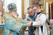 В праздник Сретения Господня Патриарший экзарх всея Беларуси совершил Литургию в Свято-Духовом кафедральном соборе Минска