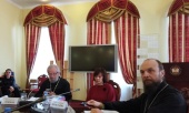 Представители ОВЦС и Общецерковной аспирантуры приняли участие в круглом столе на тему защиты прав христиан в мире