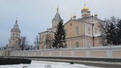 Mitropolitul Kievului Onufrii a condus sărbătorirea în cinstea Icoanei Maicii Domnului „Chezașa celor păcătoși” la mănăstirea din Korets