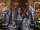Slujirea Patriarhului în Marțea din Săptămâna Patimilor la mănăstirea stavropighială „Sfântul Mitropolit Petru” din Vysokoe