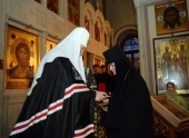 В канун среды Страстной седмицы Святейший Патриарх Кирилл принял участие в вечернем богослужении в Алексеевском ставропигиальном монастыре