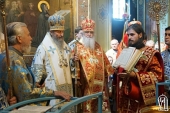 Preafericitul mitropolit al Kievului și al întregii Ucraine Onufrii a săvârșit Dumnezeiasca Liturghie în Lavra din Poceaev
