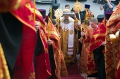В Ростов-на-Дону принесен ковчег с частицей мощей и омофором святителя Луки, архиепископа Крымского