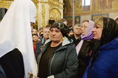 На 40-й день после трагедии в Кемерове Святейший Патриарх Кирилл совершил панихиду в Знаменском кафедральном соборе города