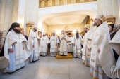 Блаженнейший митрополит Онуфрий совершил Божественную литургию в храме святителя Феодосия Черниговского г. Киева