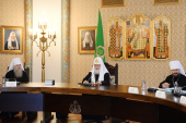 Святейший Патриарх Кирилл возглавил очередное заседание Высшего Церковного Совета