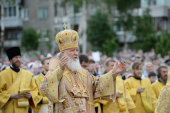 Vizita Patriarhului la Mitropolia de Vologda. Dumnezeiasca Liturghie în piața catedralei episcopale din Cerepovets