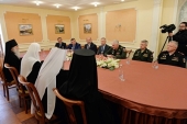 На Новой Земле Святейший Патриарх Кирилл встретился с представителями Министерства обороны России