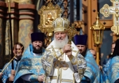 De sărbătoarea Adormirii Preasfintei Născătoare de Dumnezeu Întâistătătorul Bisericii Ortodoxe Ruse a săvârșit Dumnezeiasca Liturghie în catedrala „Adormirea Maicii Domnului” din Kremlin, or. Moscova