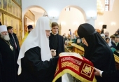 Святіший Патріарх Кирил відвідав подвір'я Пюхтицького монастиря в Когалимі