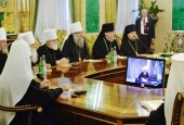 Священный Синод утвердил молитвенные прошения о сохранении единства Православия