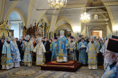 Патриаршее служение в праздник Иверской иконы Божией Матери в Новодевичьем монастыре Москвы