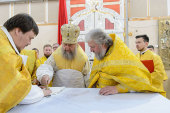 В Неделю 22-ю по Пятидесятнице глава Казахстанского митрополичьего округа освятил Петропавловский храм в городе Алма-Ате