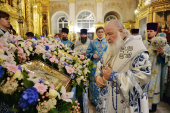 Slujirea Patriarhului în ajunul sărbătorii Icoanei Maicii Domnului de Kazan în catedrala episcopală „Arătarea Domnului” din Elohovo, or. Moscova