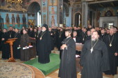 Consiliul Eparhial al Eparhiei de Bălți și Fălești a făcut publică o declarație în legătură cu hotărârea Sfântului Sinod cu privire la imposibilitatea aflării în continuare în comunitate eiharistică cu Patriarhia Constantinopolului