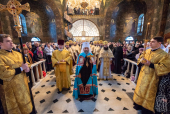 De ziua hirotoniei sale arhierești Preafericitul mitropolit Onufrii a săvârșit Dumnezeiasca Liturghie în coslujire cu un sobor de arhierei ai Bisericii Ortodoxe din Ucraina