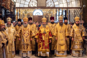В Неделю 29-ю по Пятидесятнице Предстоятель Украинской Православной Церкви совершил Литургию в Киево-Печерской лавре