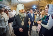 Preafericitul mitropolit al Kievului Onufrii a vizitat festivitatea caritabilă pentru copii la Opera Națională a Ucrainei