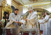 De sărbătoarea Botezului Domnului Întâistătătorul Bisericii Ortodoxe Ruse a săvârșit Dumnezeiasca Liturghie și rânduiala Sfințirii Mari a apei în catedrala episcopală „Arătarea Domnului”, or. Moscova