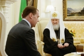 Președintele Guvernului Federației Ruse D.A. Medvedev l-a felicitat pe Sanctitatea Sa Pariarhul Chiril cu prilejul celei de-a zecea aniversări de la întronare