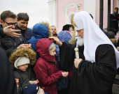 Slujirea Patriarhului în ziua de Sâmbătă a primei săptămâni din Postul Mare la Mănăstirea stavropighială „Pustia lui Zosima” în numele Sfintei Treimi și în cinstea Icoanei Maicii Domnului de Smolensk
