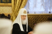 Святіший Патріарх Кирил: Сім'ї священиків повинні бути в центрі уваги правлячих архієреїв