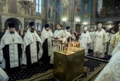 La toate bisericile Mitropoliei de Kuzbass au fost ridicate rugăciuni pentru oamenii care au murit în timpul incendiului la centrul comercial „Vișina de iarnă”