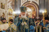 Slujirea Patriarhului în ajunul sărbătorii Bunei Vestiri a Preasfintei Născătoare de Dumnezeu în catedrala „Hristos Mântuitorul”, or. Moscova