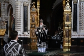 În Sâmbăta Mare Sanctitatea Sa Patriarhul Chiril a săvârșit Dumnezeiasca Liturghie în catedrala „Hristos Mântuitorul”, or. Moscova