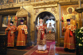 Slujirea Patriarhului în Lunea din Săptămâna Luminată în catedrala „Adormirea Maicii Domnului” din Kremlinul Moscovei