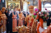 În Vinerea din Săptămâna Luminată Sanctitatea Sa Patriarhul Chiril a săvârșit Dumnezeiasca Liturghie în Lavra „Sfânta Treime” a Cuviosului Serghie