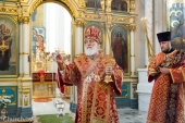 В Неделю 2-ю по Пасхе Патриарший экзарх совершил Литургию в Свято-Духовом кафедральном соборе города Минска
