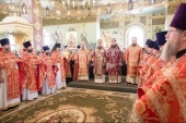 Șeful Districtului mitropolitan din Asia Mijlocie a condus sărbătorirea hramului în catedrala episcopală „Hristos Mântuitorul” din Piatigorsk