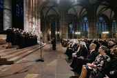 Sanctitatea Sa Patriarhul Chiril a vizitat concertul școlilor teologice din Kiev prezentat în catedrala episcopală a Strasbourgului