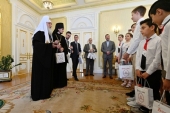 Sanctitatea Sa Patriarhul Chiril s-a întâlnit cu copiii militarilor sirieni căzuți la datorie