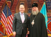 В Нур-Султане состоялась встреча митрополита Астанайского Александра с послом США в Казахстане