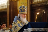 Святіший Патріарх Кирил звершив утреню з чином Поховання Пресвятої Богородиці в Храмі Христа Спасителя