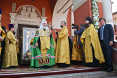 Slujirea Patriarhului de ziua pomenirii Sfântului Ierarh al Moscovei Petru. Te-Deum-ul la Mănăstirea stavropighială „Sfântul Mitropolit Petru” din Vysokoe