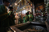 Slujirea Patriarhului în ajunul zilei adormirii Sfântului Cuvios Serghie de Radonej. Privegherea în Lavra „Sfânta Treime” a Cuviosului Serghie