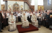 Mitropolitul de Krutițî și Kolomna Iuvenalii a sfințit biserica cu hramul în cinstea Icoanei Maicii Domnului „Derjavnaia” din localitatea Kratovo, regiunea Moscova
