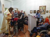 Первая Литургия состоялась во вновь освященном храме в геронтологическом центре Ярославля