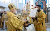 В Неделю святых праотец Патриарший экзарх всея Беларуси совершил Литургию в Свято-Духовом кафедральном соборе Минска