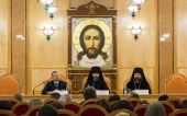 În Catedrala „Hristos Mîntuitorul” s-a desfășurat masa rotundă cu participanții și învingătorii Concursului a toată Rusia „Pentru fapta morală a învățătorului”