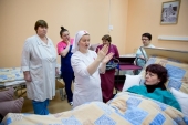 La centrul didactic al Spitalului moscovit „Sfîntul Ierarh Alexie” a avut loc prima promoție a surorilor de patronaj