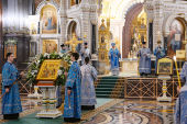 Slujirea Patriarhului în ajunul sărbătorii Întîmpinarea Domnului în Catedrala „Hristos Mîntuitorul”