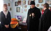 Гуманитарный груз поступил в сельский центр вещевой помощи Златоустовской епархии