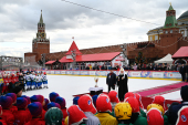 Cel de-al X-lea turneu la hochei cu mingea pentru copii din Piața Roșie, or. Moscova